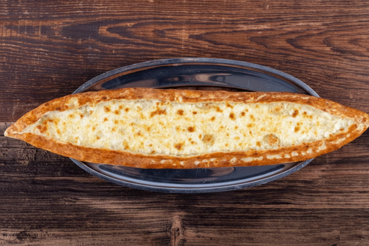 Kaşarlı Yumurtalı Pide